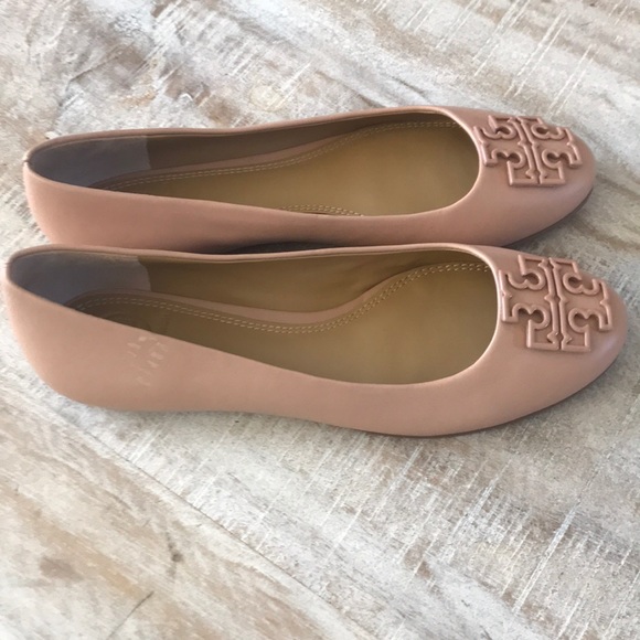 Tory Burch Melinda Flat {Tan} 5 - Picture 3 of 8
